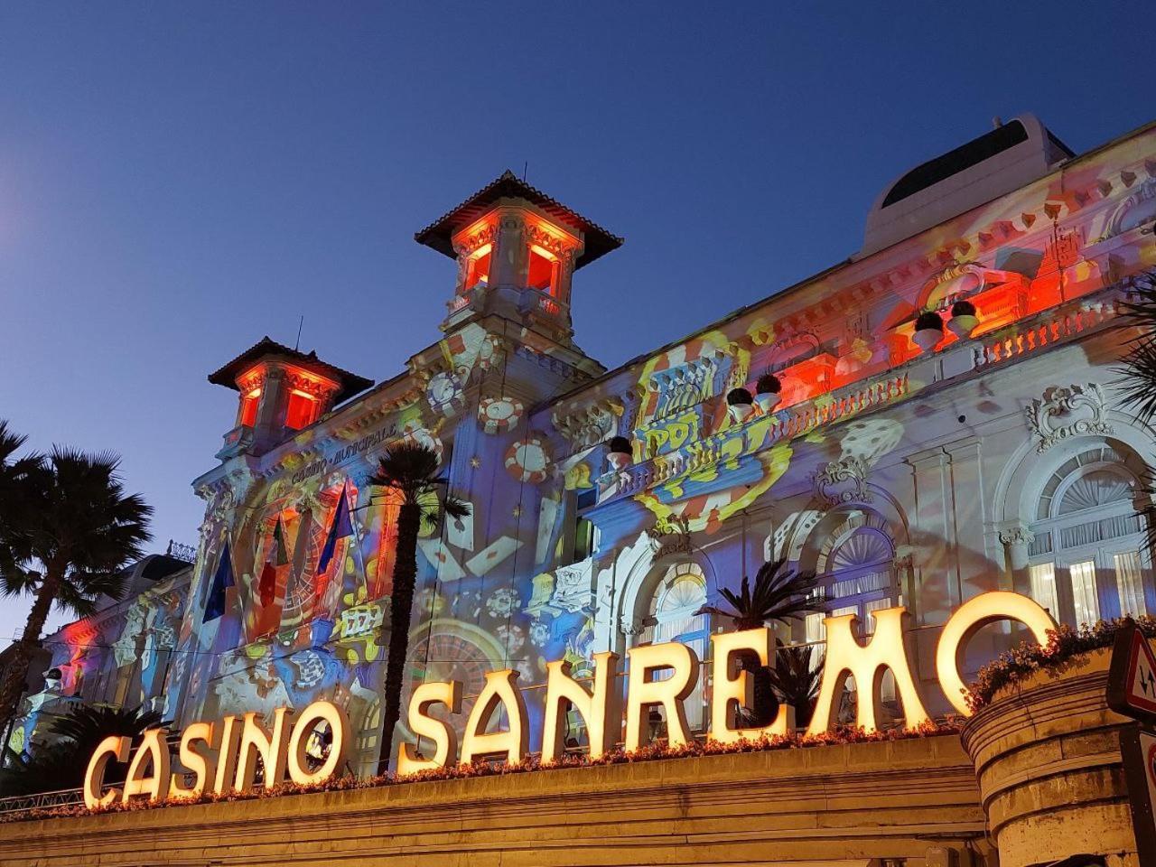 Casa Timaloki - Sanremo Centroアパートメント エクステリア 写真